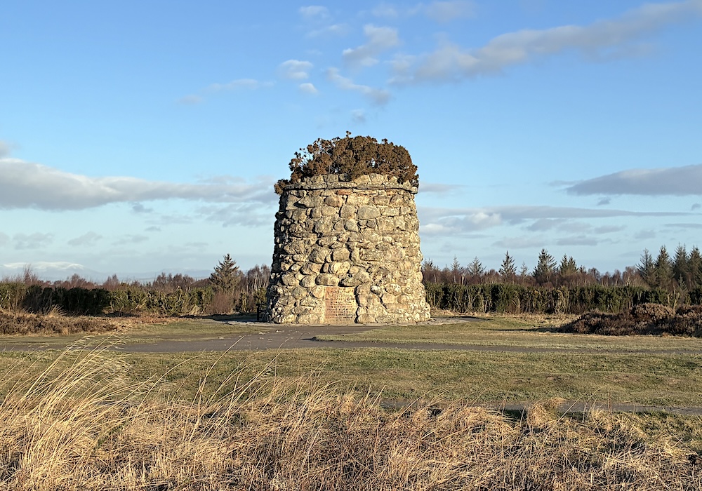 Culloden Battlefield memorial cairn