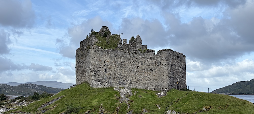 4 Day Clan Macdonald Tour from Inverness