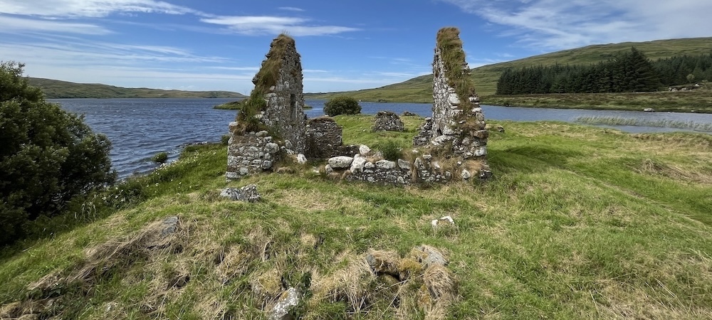 7 (or 8) Day Clan Macdonald Tour from Inverness